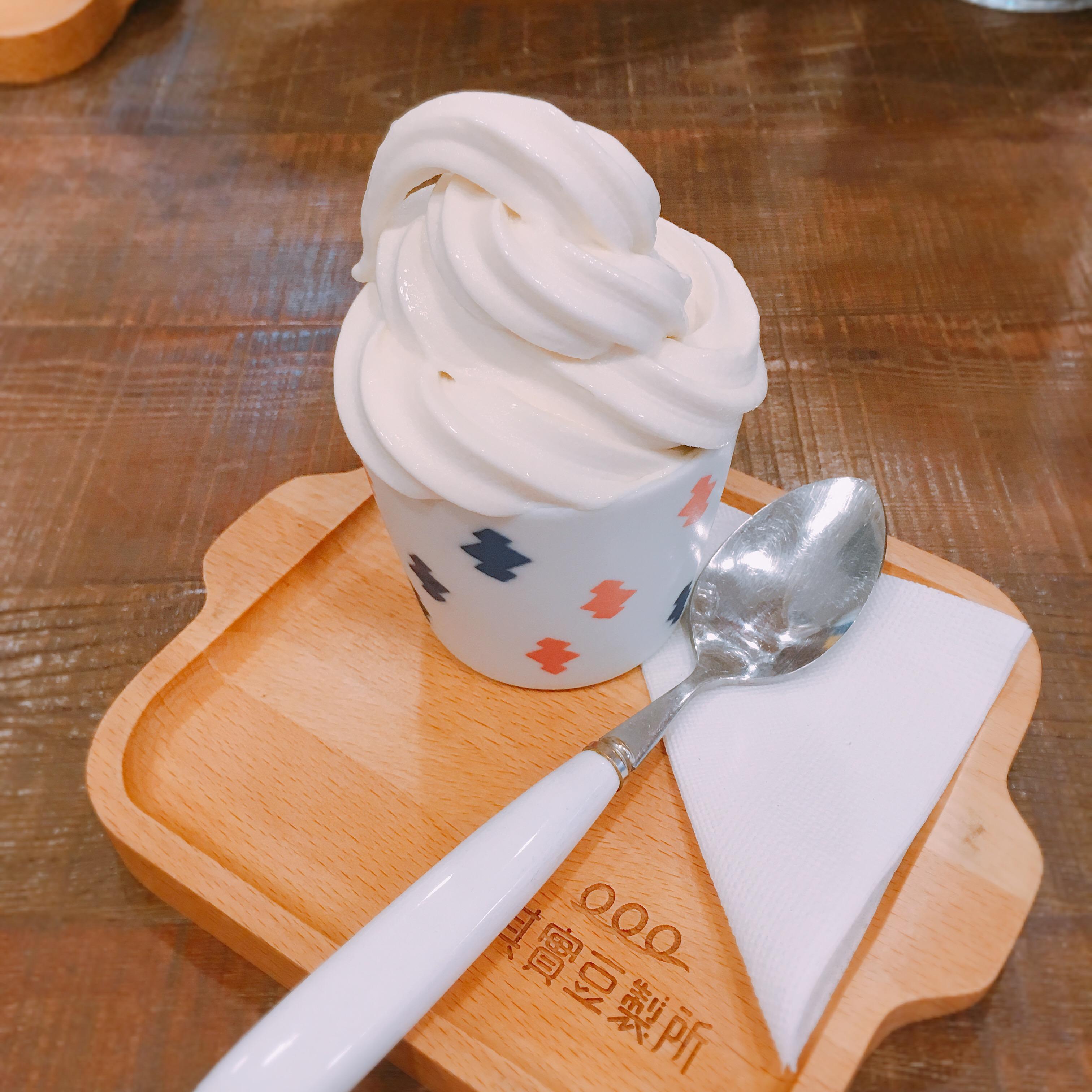 其實豆製所的豆乳霜淇淋